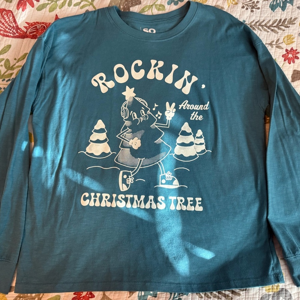 SO kids Graphic Holiday Tee
